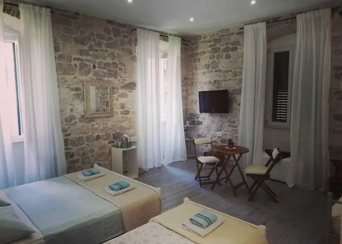 Vendégház And Djanovic