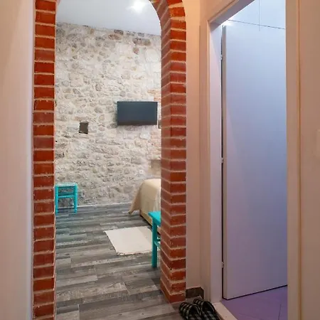 Vendégház And Djanovic