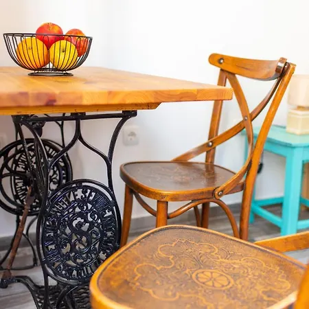 And Djanovic Vendégház 3*