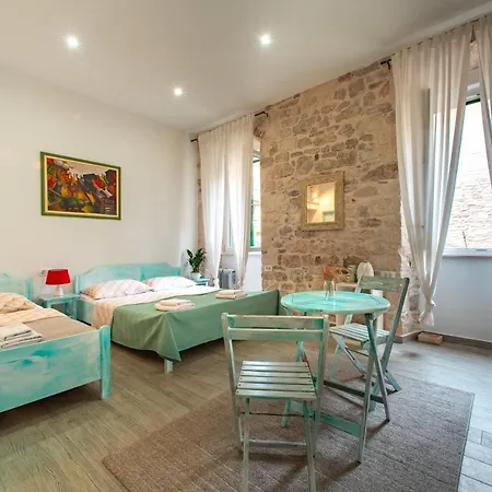 And Djanovic Vendégház