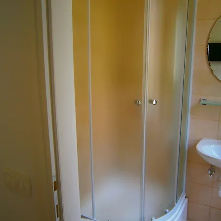 And Djanovic Vendégház Split