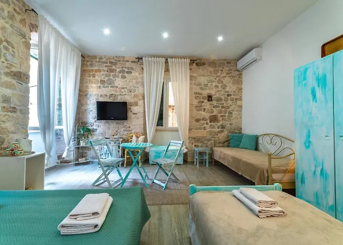 Rooms&apartments Djanovic