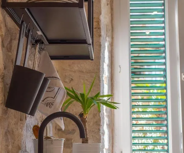 Rooms&apartments Djanovic